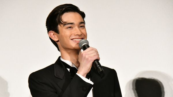『宝島』東京プレミア　栄莉弥_YAA_0448
